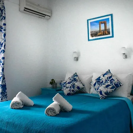 Dedalos Naxos Aparthotel 4*