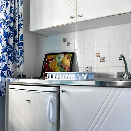 Dedalos Naxos Ξενοδοχείο με διαμερίσματα Naxos City